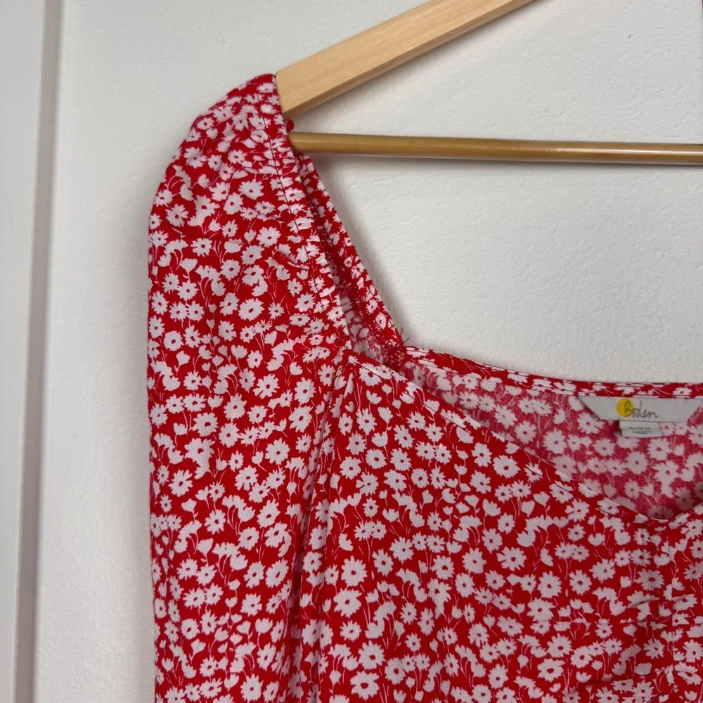 Boden Red Ditsy Floral Sweetheart Printed Square Neck Top‎ Blouse Size 6